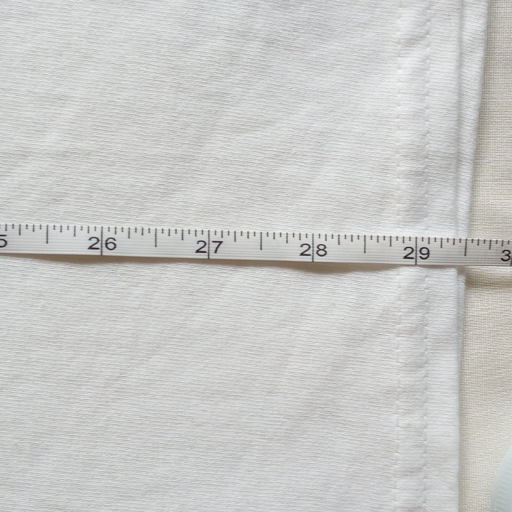 NWOT Hello Kitty Cotton T-shirt L Noodle Cup Chopsticks Sanrio Ripple Junction - Picture 5 of 5